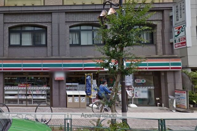 コンビニ　セブンイレブン（コンビニ）まで206m