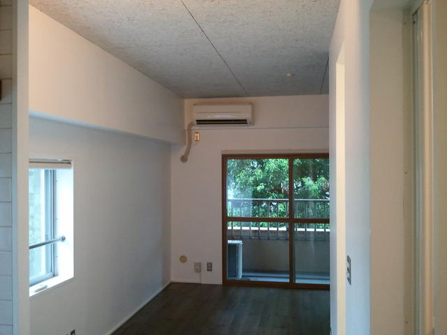 居室・リビング　角部屋です。