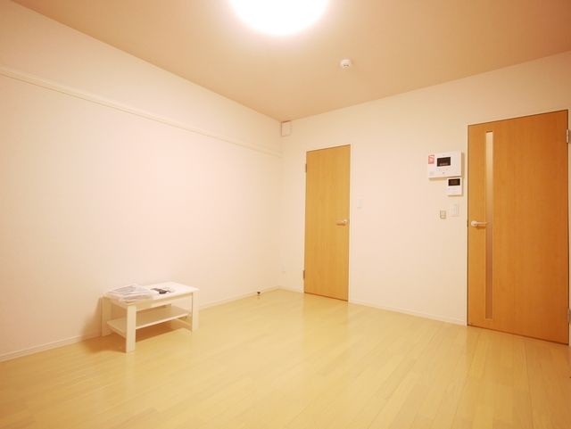 居室・リビング　★お部屋のレイアウトや使い方等、ご来店時に説明させて頂きま…