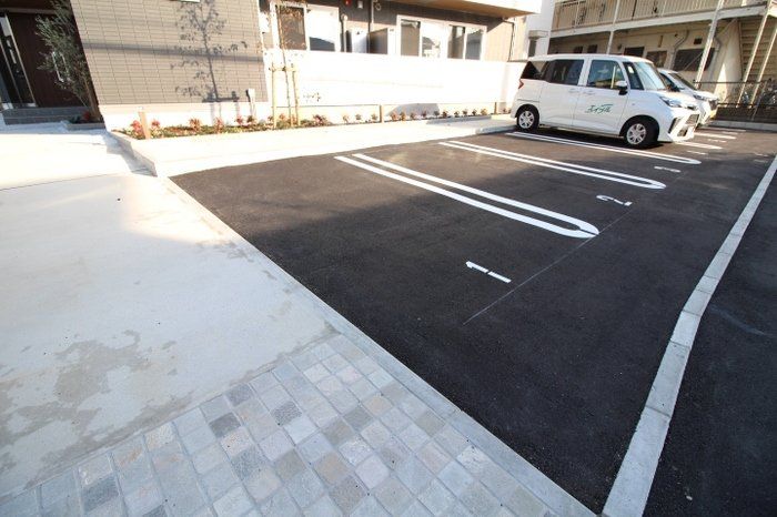 駐車場　駐車場