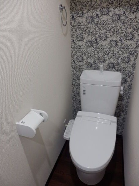 トイレ　落ち着いたトイレです