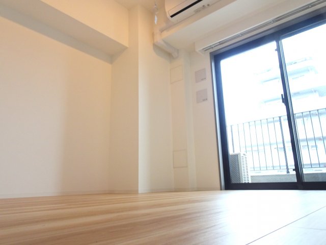 居室・リビング　ZOOM横浜桜木町