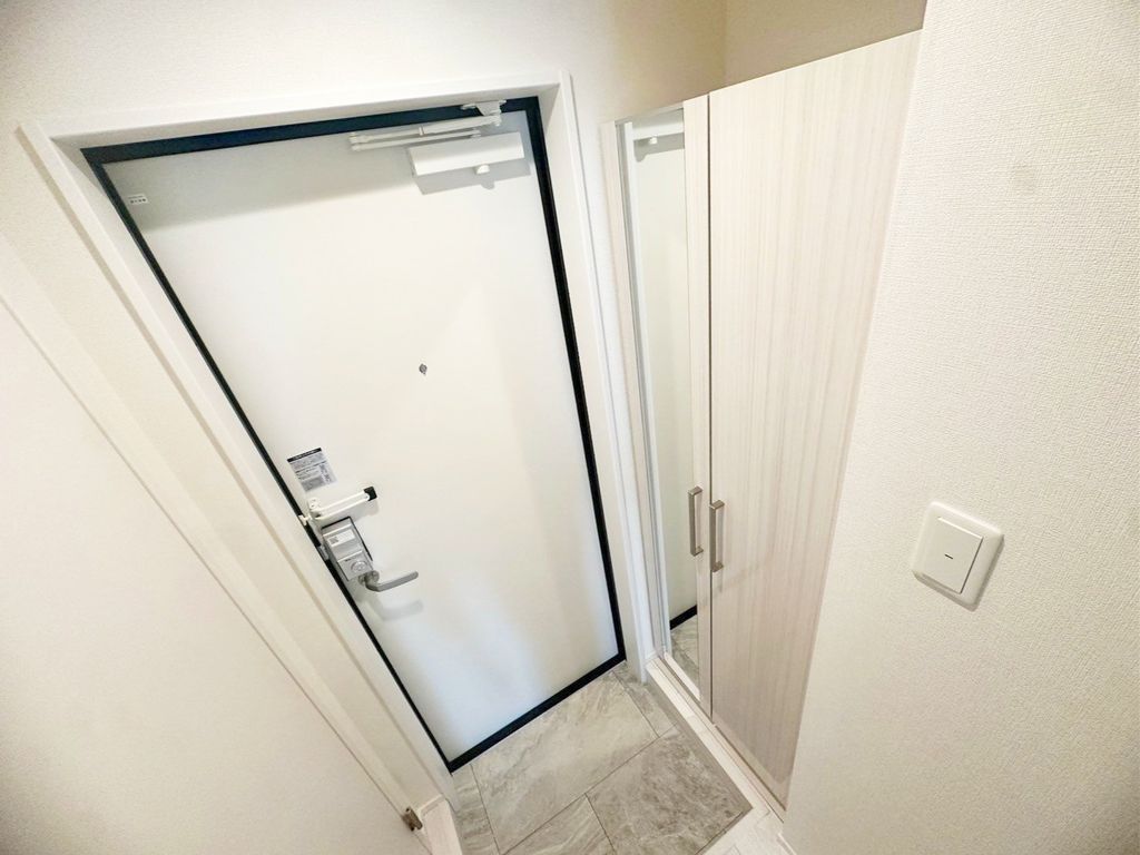 玄関　洗面