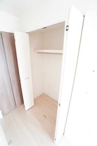 収納　※同物件・反転タイプの写真です。