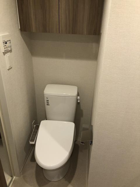 トイレ　※写真は同タイプ住戸です。