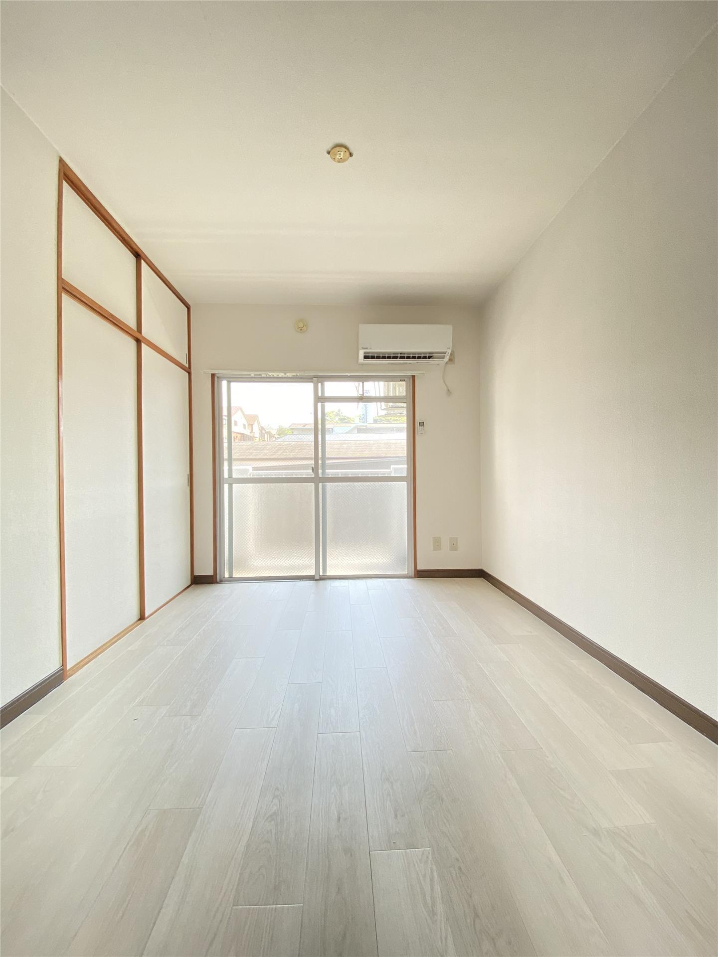 リファレンス葉山の居間写真