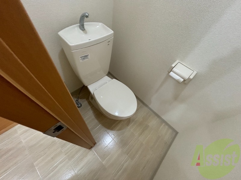 アンプルールフェール メルカート・デリ・アパルタメンティIIのトイレ写真