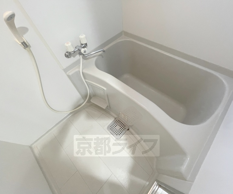 ベラジオ御所東の風呂写真