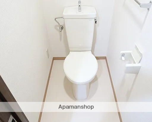 ＪＲ常磐線 綾瀬駅 徒歩5分 8階建 築32年のトイレ写真
