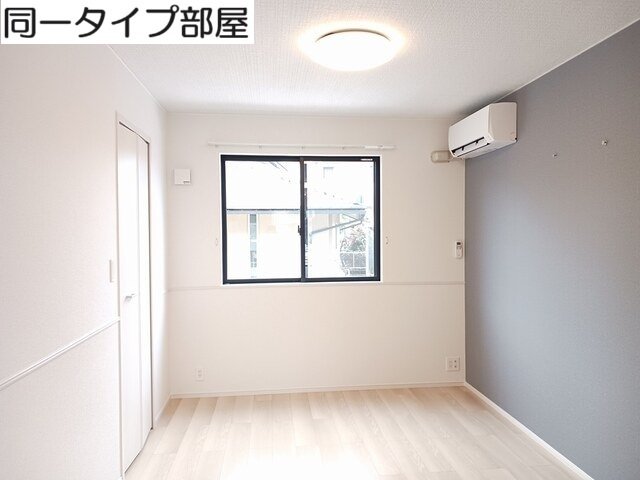 富山地鉄本線 東新庄駅 徒歩13分 2階建 新築の内装写真