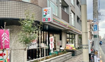 コンビニ　セブンイレブン 練馬豊島園通り店（コンビニ）まで589m