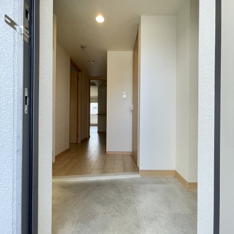 玄関　同仕様タイプです