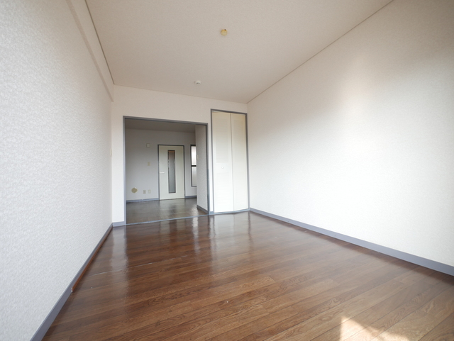 その他部屋・スペース　★明るい洋室です★