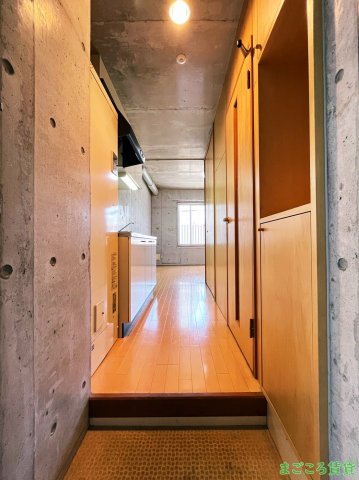 翔・阿波座の玄関写真
