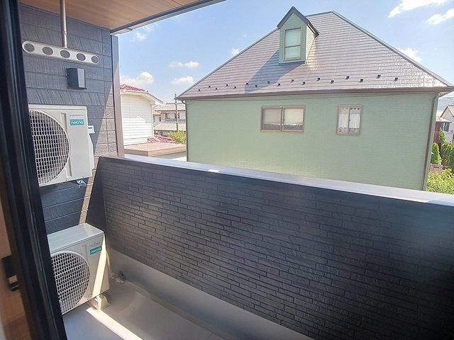 バルコニー　外からの目が気にならないバルコニーで洗濯物が干せます