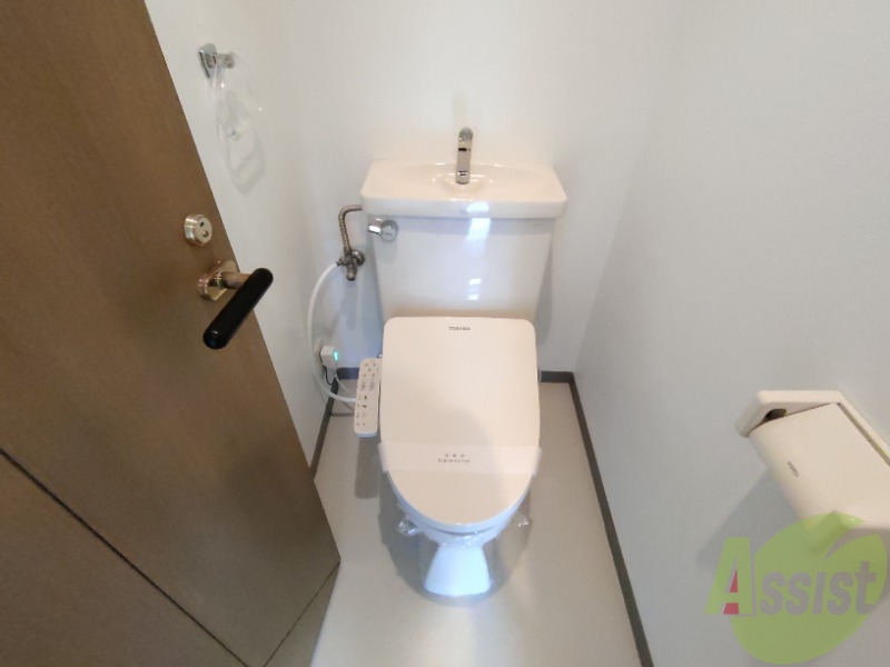 トイレ　トイレは綺麗でウォッシュレットも付いて快適にお使い頂けます。
