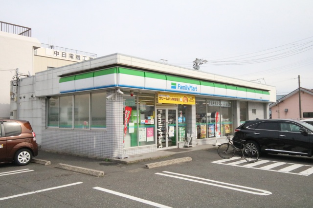 コンビニ　ファミリーマート 篠原橋店（コンビニ）まで400m