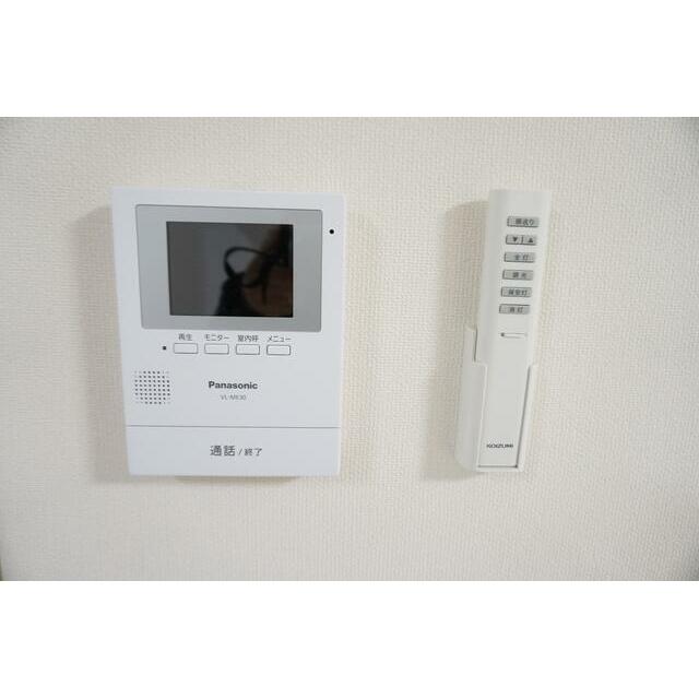 セキュリティ　モニター付きインターホン
