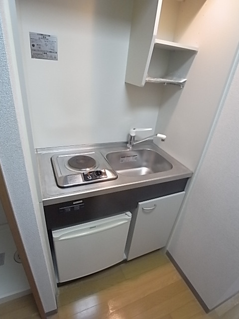 阪急神戸線 春日野道駅 徒歩4分 3階建 築24年のキッチン写真