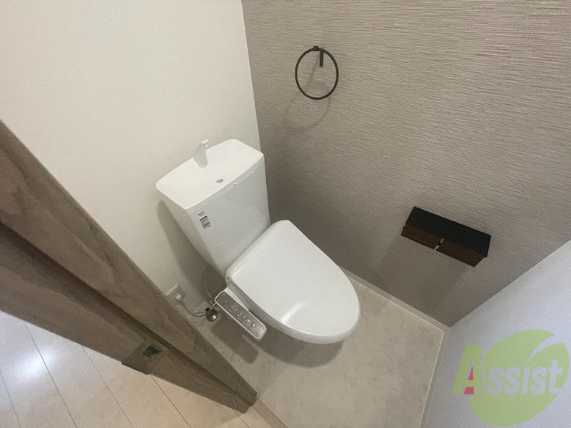 トイレ　トイレは清潔感があり安心して使用できそうです。