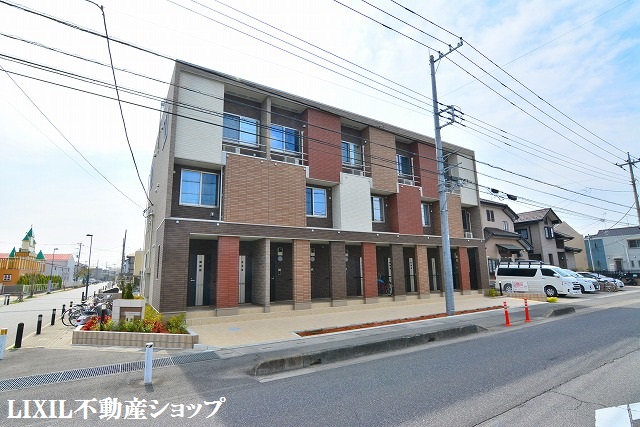 建物外観　吉川市内のお部屋探しは、当社にお任せ下さい！