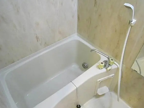 バス・シャワールーム　別部屋の画像を使用しております。