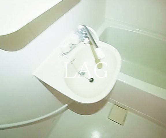 洗面設備　洗面台です。