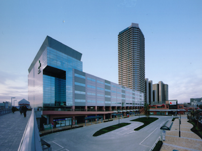 ショッピングセンター　オルトヨコハマ（ショッピングセンター）まで757m