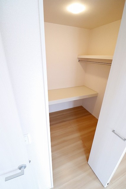 収納　※同内装施工会社写真になります。