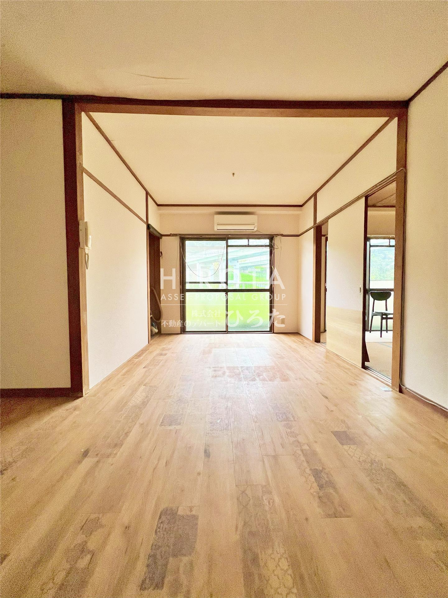 北九州市八幡東区中尾のマンションの居室・リビング