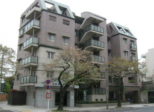 横浜市中区本牧三之谷のマンションの建物外観