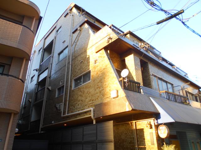 神戸市灘区宮山町のマンションの建物外観