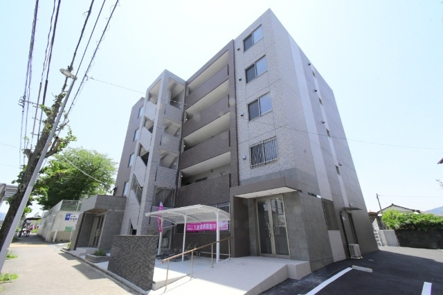 北九州市戸畑区天籟寺のマンションの建物外観