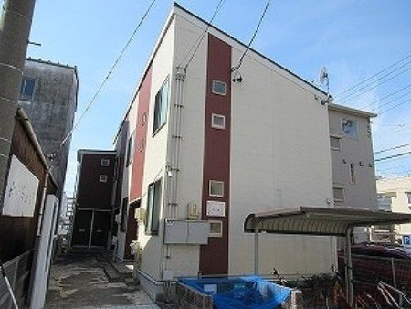 【レオネクスト向島の建物外観】