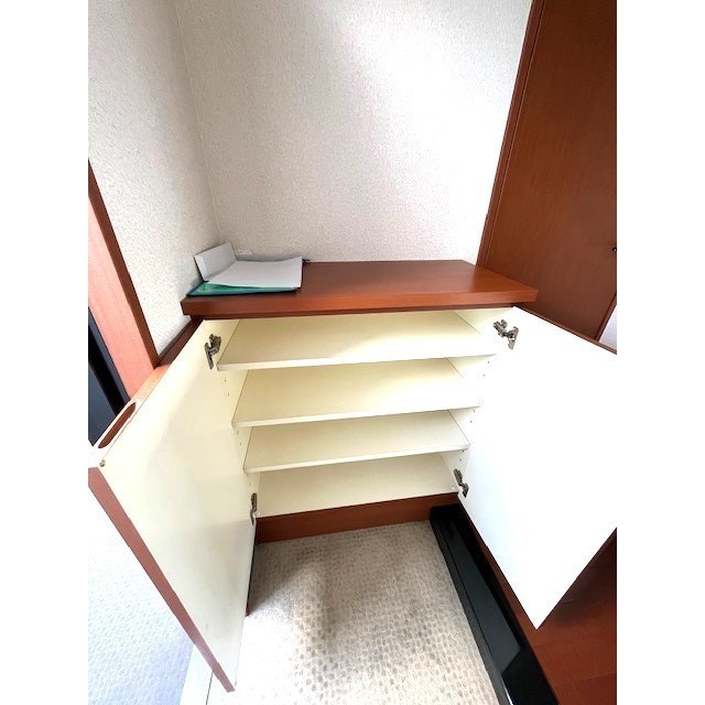 その他設備　シューズボックス