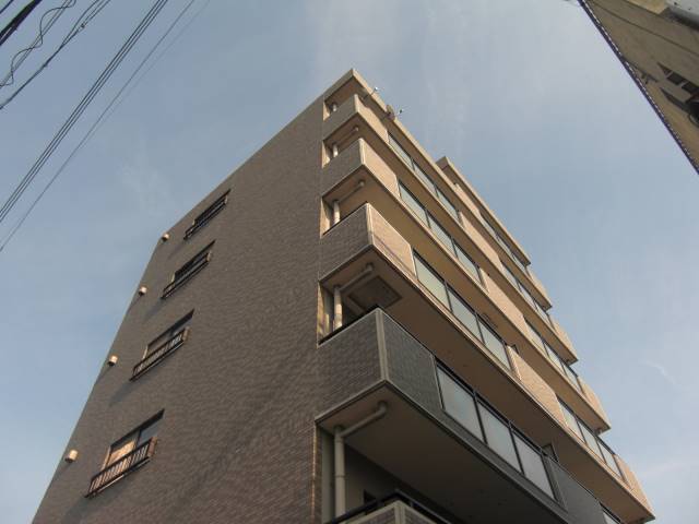 名古屋市東区筒井のマンションの建物外観