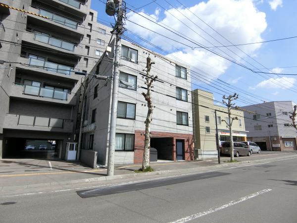 小樽市稲穂のマンションの建物外観