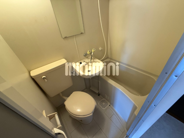 バス・シャワールーム　別部屋参考写真