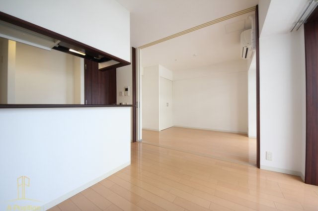 居室・リビング　La Douceur中之島