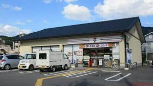 コンビニ　セブンイレブン京都白川通上高野店（コンビニ）まで755m