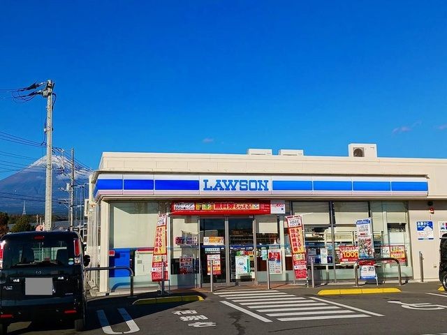 コンビニ　ローソン富士岡西店（コンビニ）まで1000m