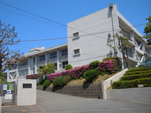 中学校　公郷中学校（中学校）まで450m