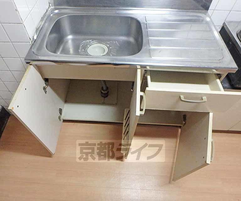 キッチン　キッチン収納です。