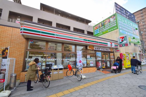 コンビニ　セブンイレブン 大阪鶴橋駅西店（コンビニ）まで164m