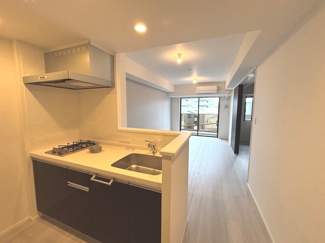 キッチン　※写真は同タイプ住戸です。