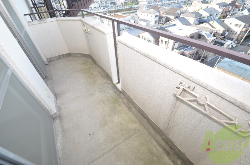 バルコニー　ゆとりのある広さが魅力のバルコニー。