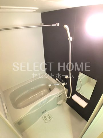 バス・シャワールーム　コンパクトで使いやすいお風呂です 同型タイプ