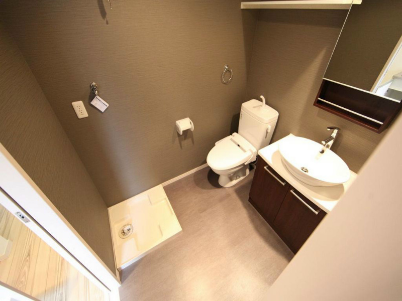 洗面設備　脱衣所　デザイン独立洗面台　室内洗濯機置き場