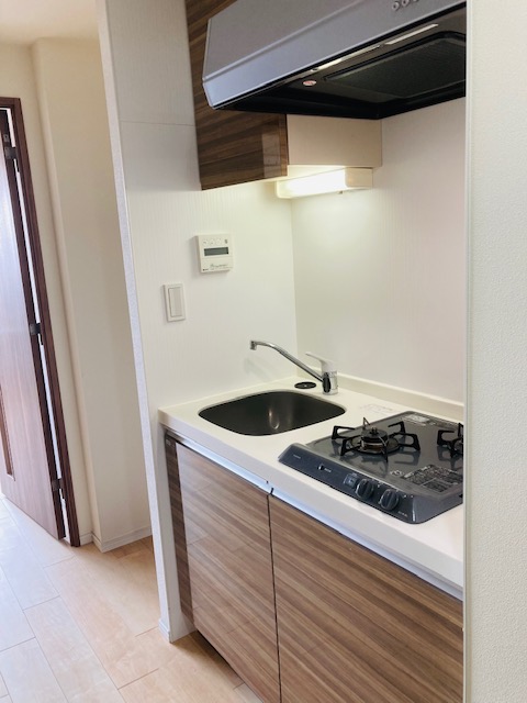 キッチン　コンパクトなキッチンで掃除もラクラク