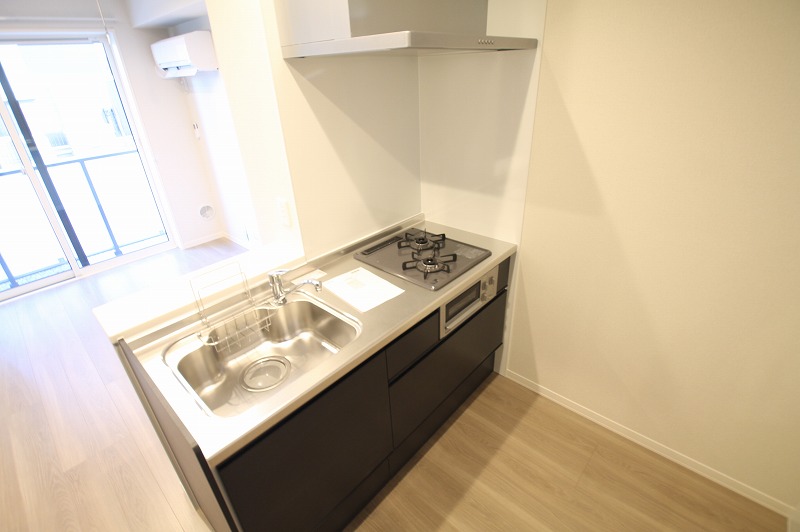 キッチン　※写真は同物件同間取りの別部屋となります。